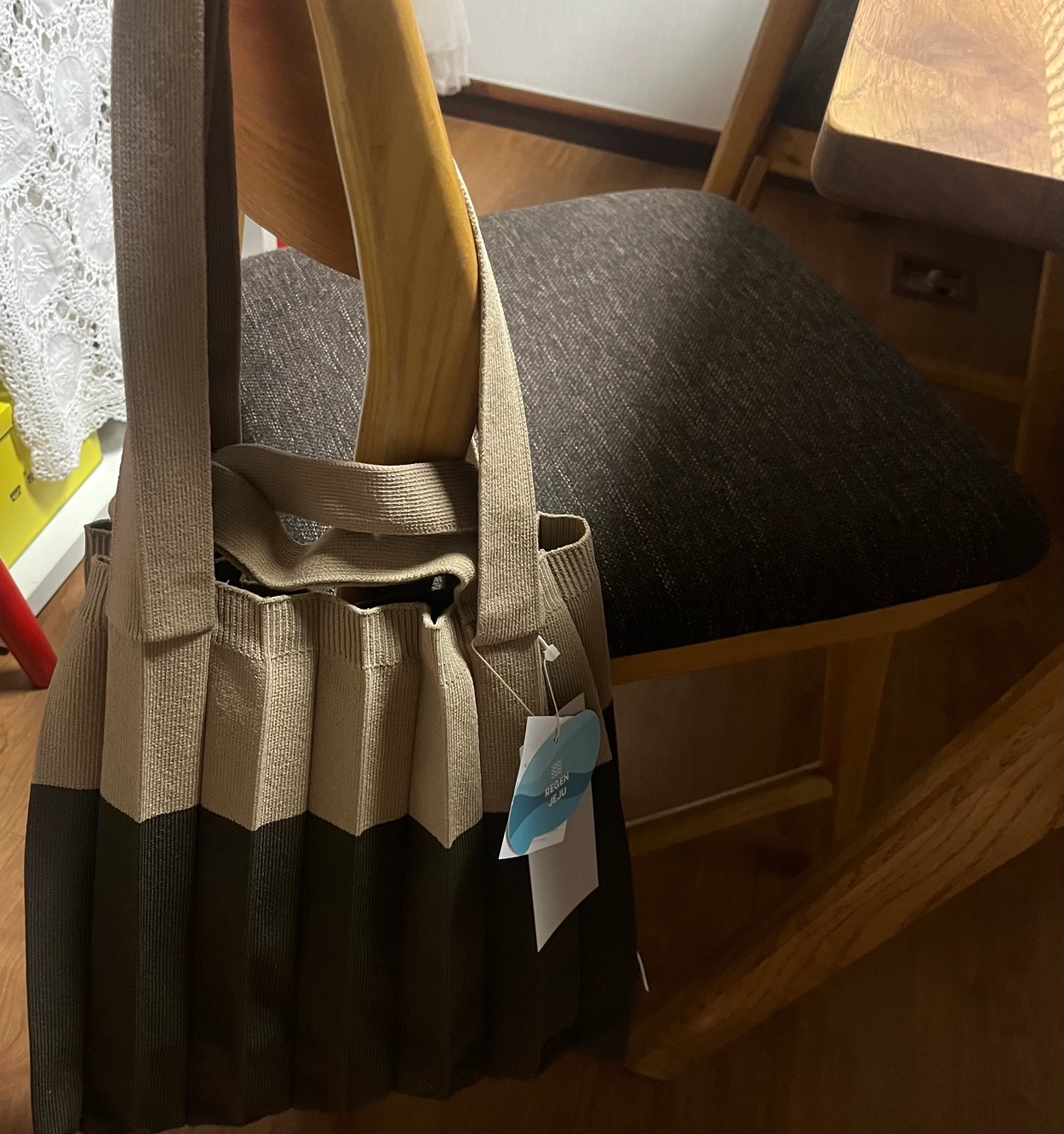 PLEATS MAMA 正規品関税込み 2WAY BAG HORIZONTAL CAFE MOCHA 2Way Shopper Bag Cafe Mocha : PLEATSMAMA: Sustainable Knit