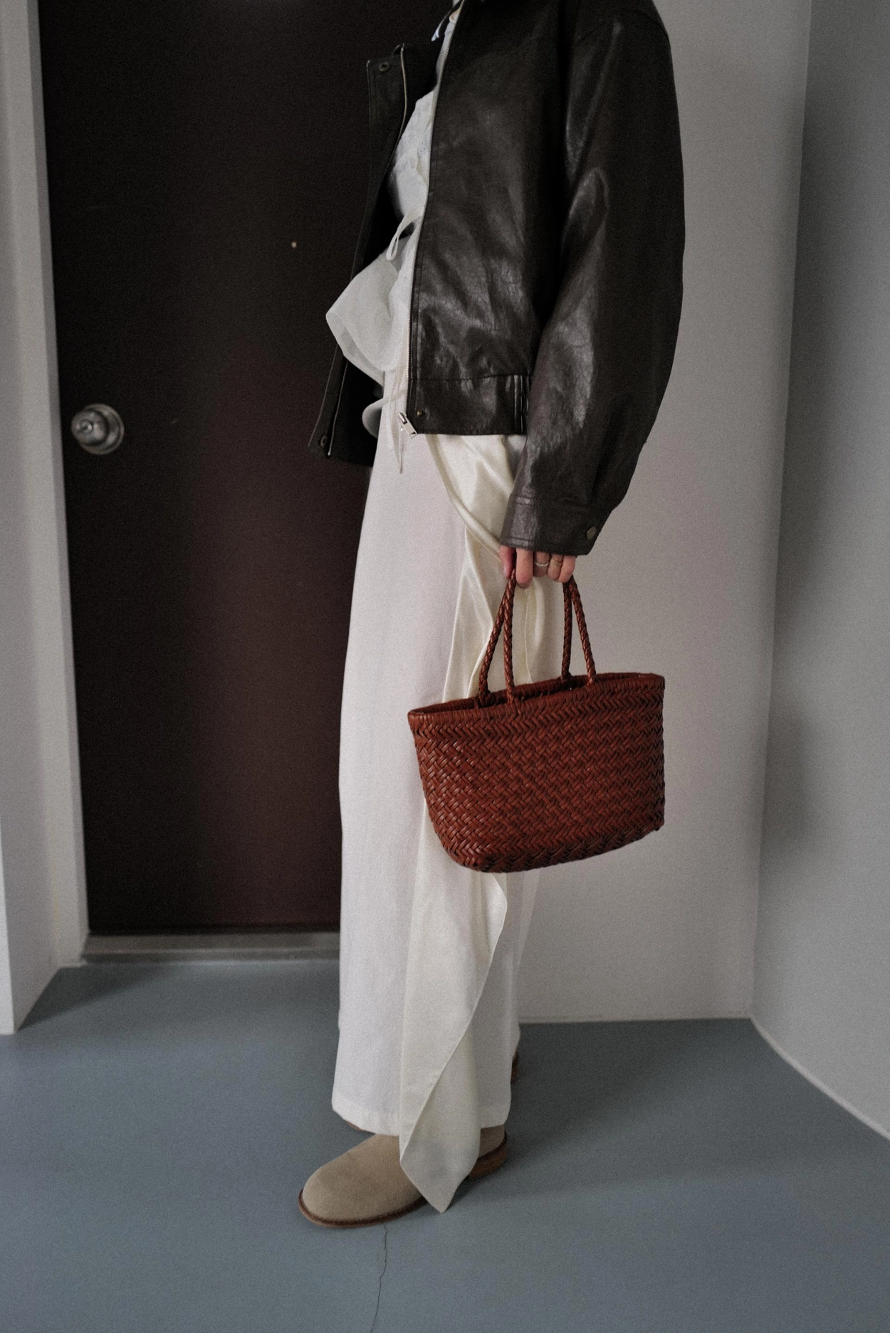【GREYMANSION】Gardener Basket Weaving Tote Bag ☆韓国人気☆ GREYMANSION】Gardener Basket Weaving Tote Bag ☆韓国人気
