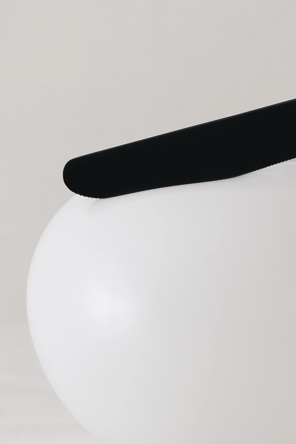 THE HORANG CUTLERY TABLE SET BLACK EDITION