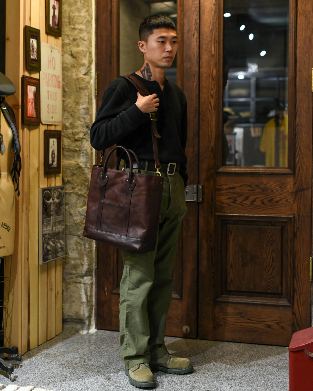 Leather Boat Tote Bag [Black] : Semi Basement General Store