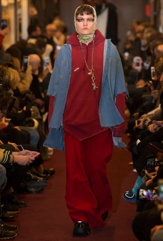 Vetements Silk Monogram Scarf : wwtwseoul