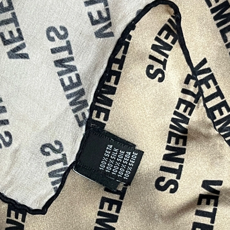 Vetements Silk Monogram Scarf : wwtwseoul
