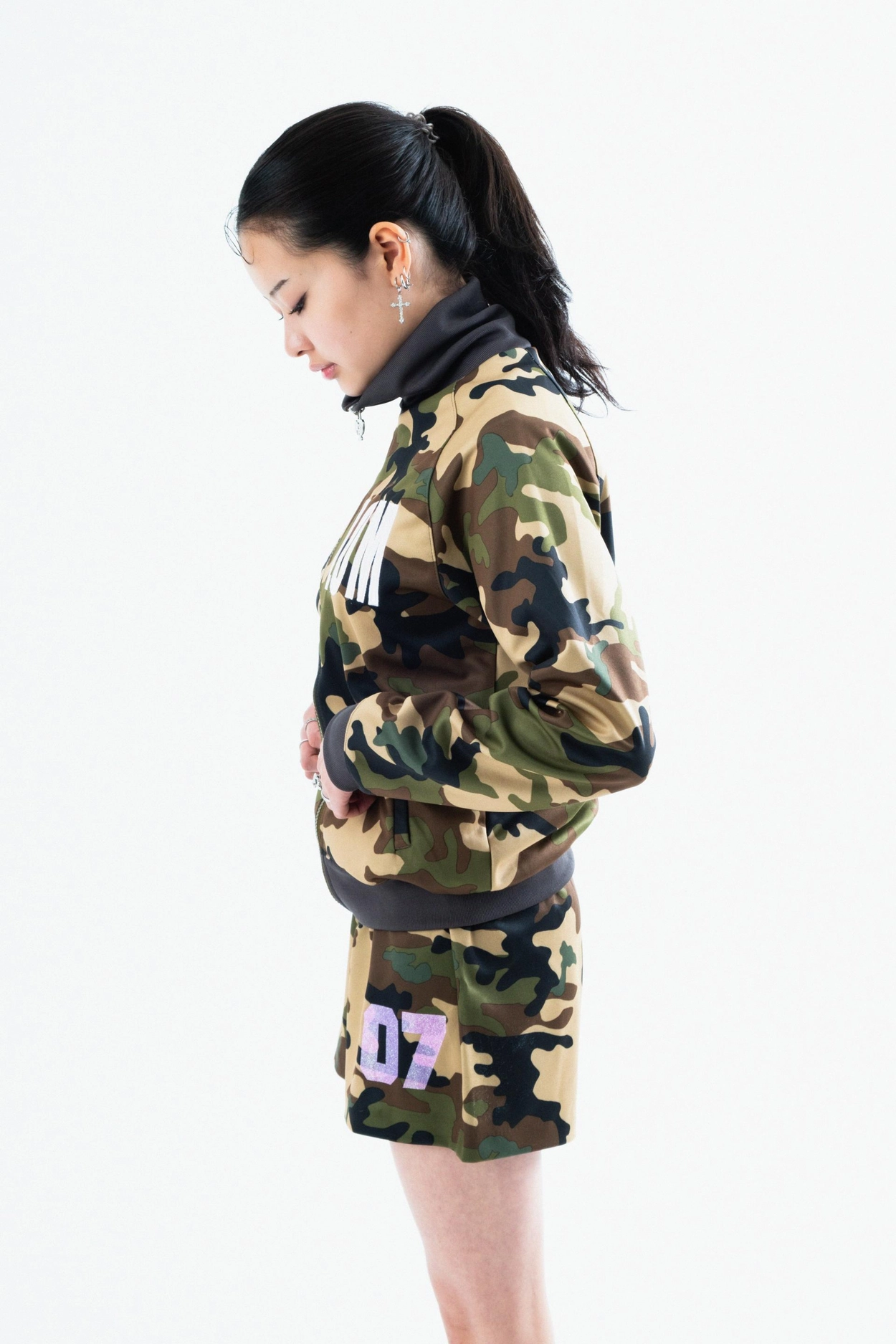 ☆韓国の人気☆【SHALOM】☆CAMOU JERSE.Y☆ CAMOU JERSEY : @s.h.a.l.o.m.c.l.u.b
