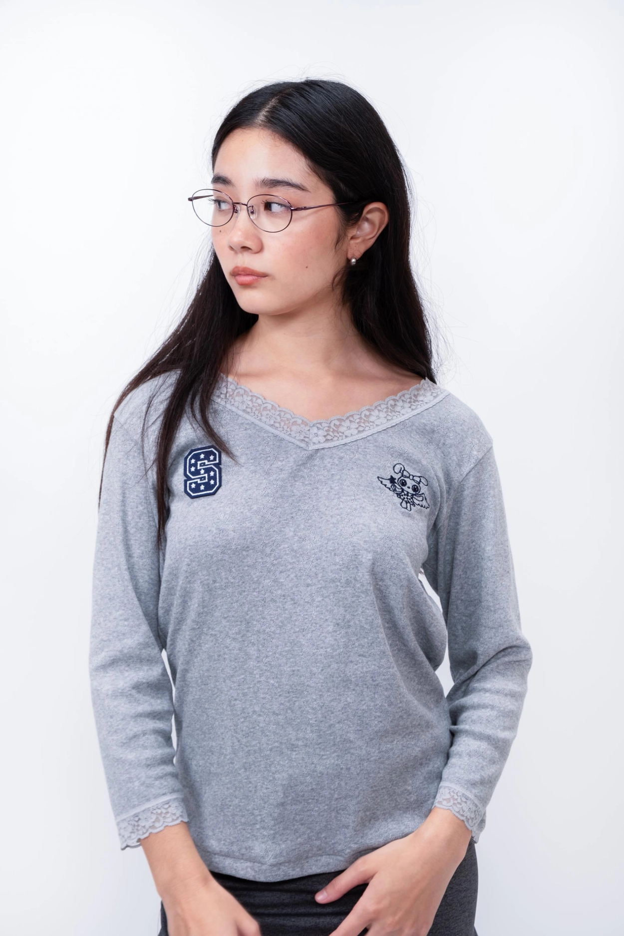 I DON'T KNOW LACE TOP (GRAY) : @s.h.a.l.o.m.c.l.u.b