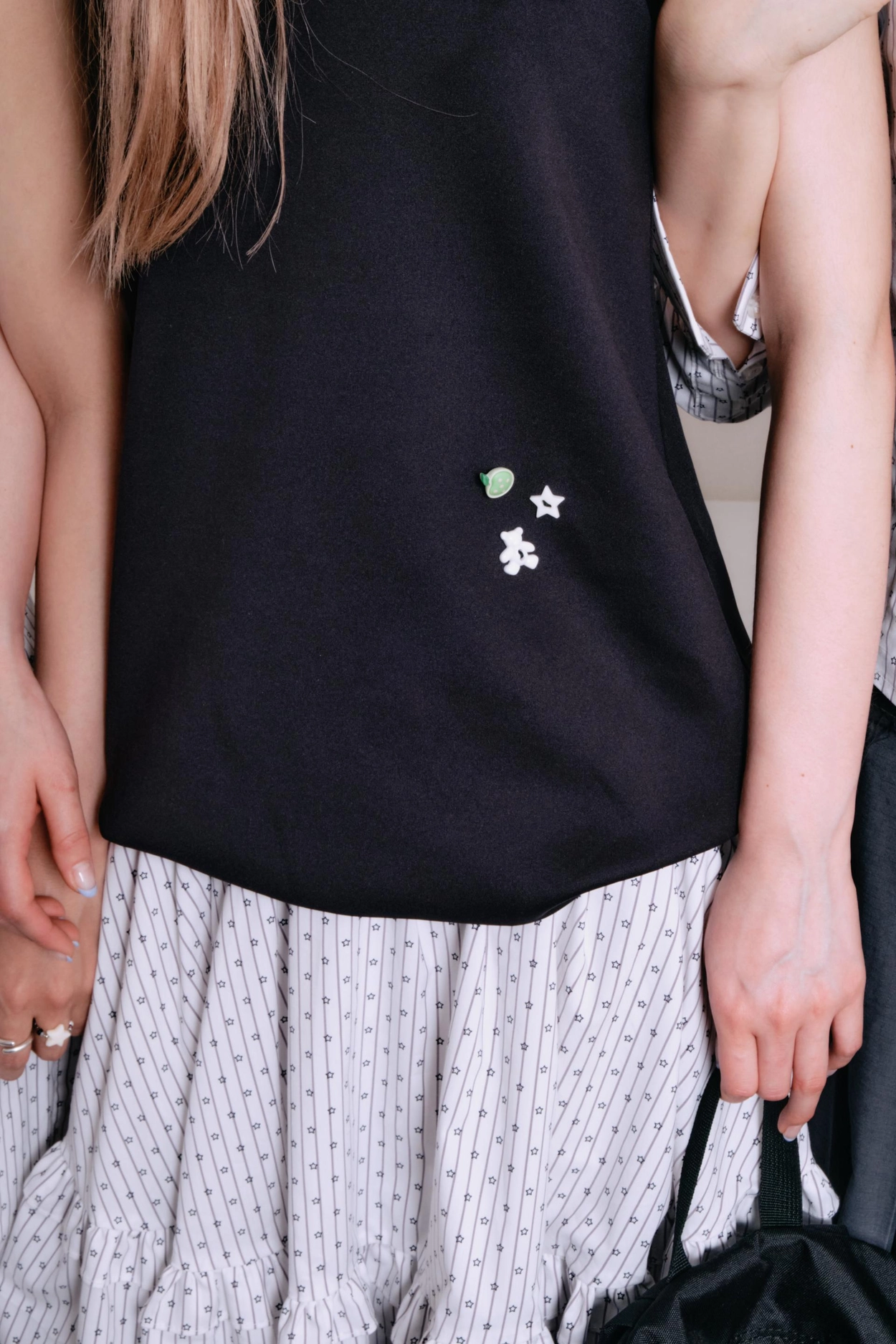 トップス shalomclub GUMMY BLOOM TOP BLACK GUMMY BLOOM TOP BLACK : SHALOM