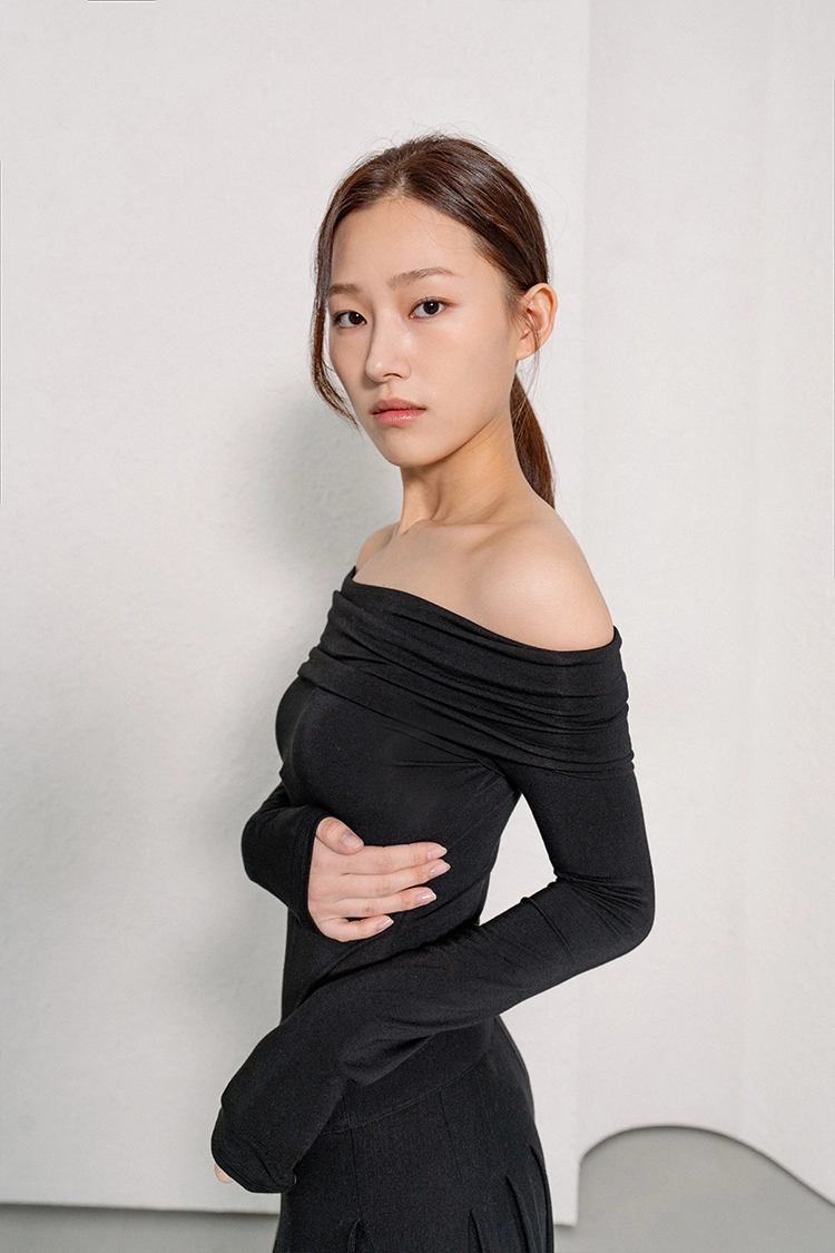 Off Shoulder Body-suit (Black)