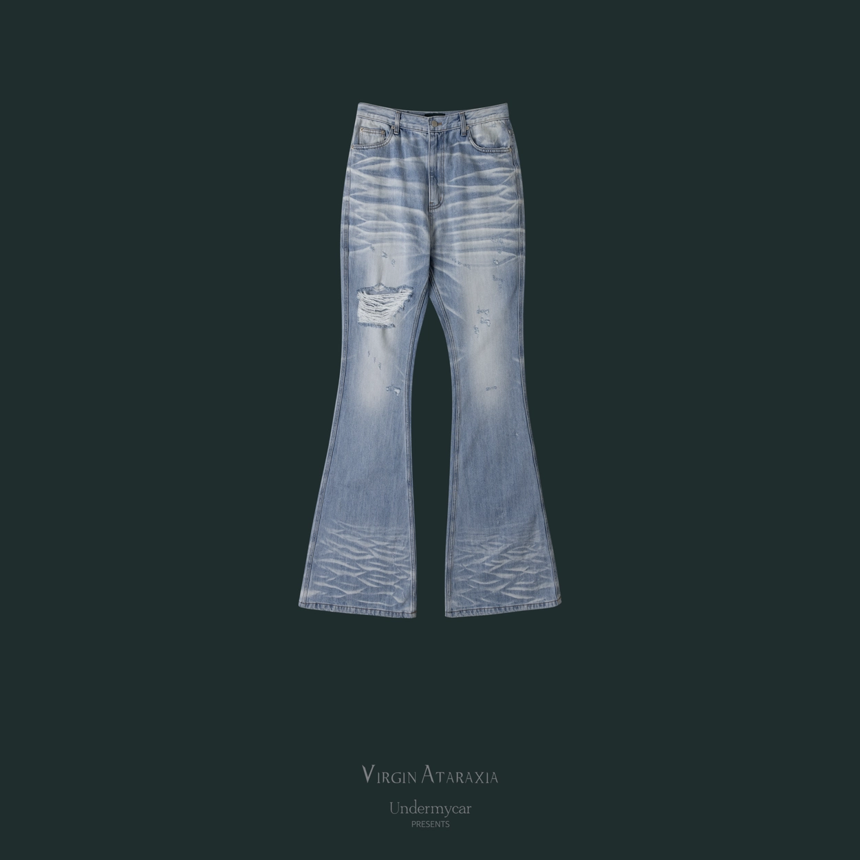 WRINKLED LIGHT BLUE WIDE FLARE JEANS - LIGHT BLUE : Undermycar