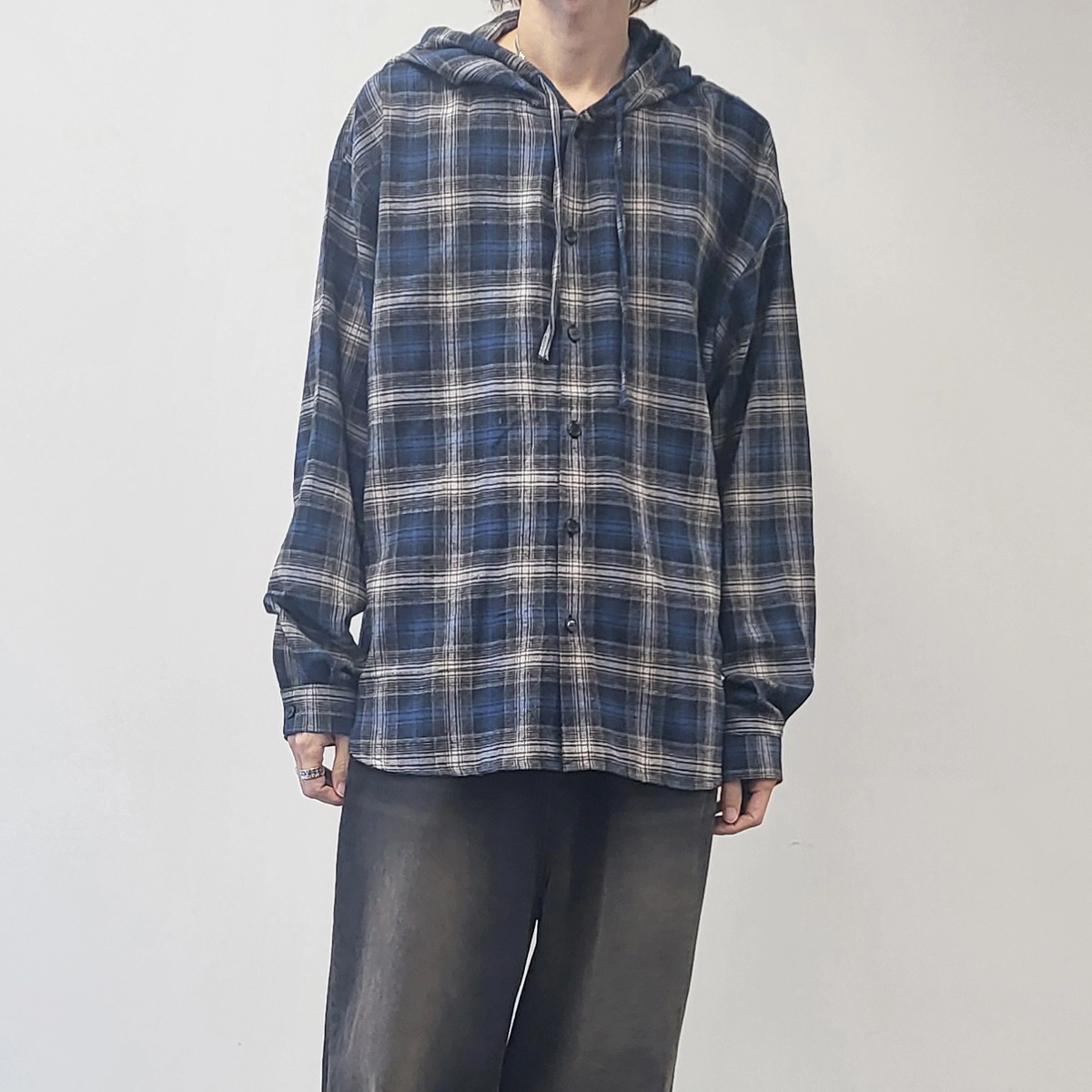 【IONSEOUL】Gradation Check Hood Shirt (3color) 5JH250 레트로 체크 후드 셔츠