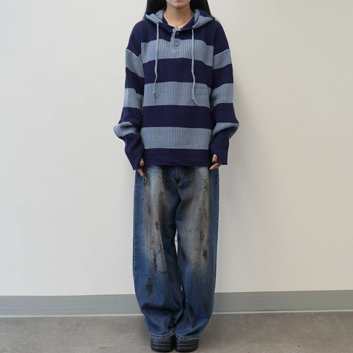 デニム・ジーパン IONSEOUL Oil dirty washed over denim pants BJ443 IONSEOUL Oil dirty washed over denim pants BBJ443 (IONSEOUL