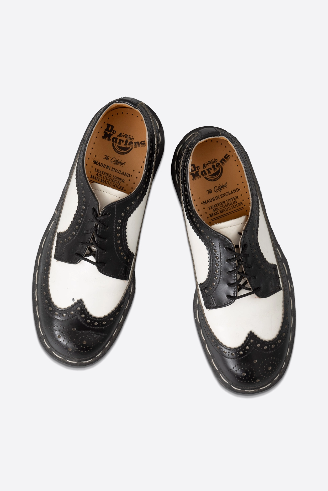 Dr martens mickey mouse online