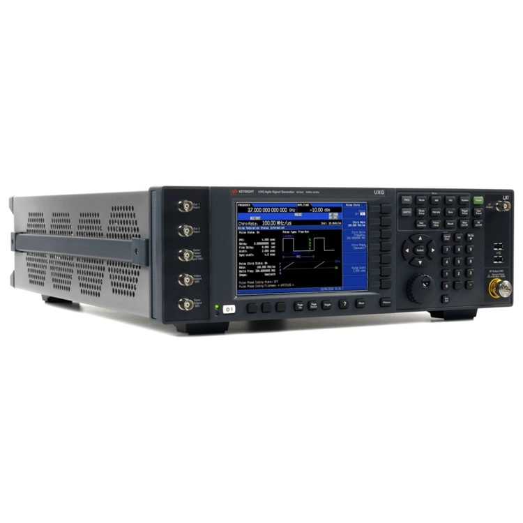 KEYSIGHT N5193A UXG X-시리즈 고속 신호 발생기, 10 MHz ~ 40 GHz 썸네일