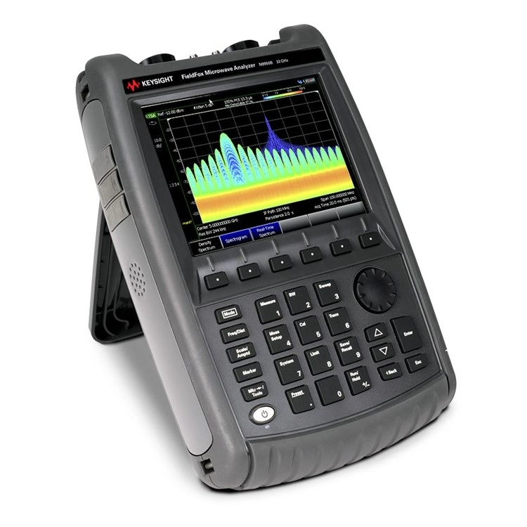 KEYSIGHT N9950B FieldFox 핸드형 마이크로파 분석기, 32 GHz 썸네일