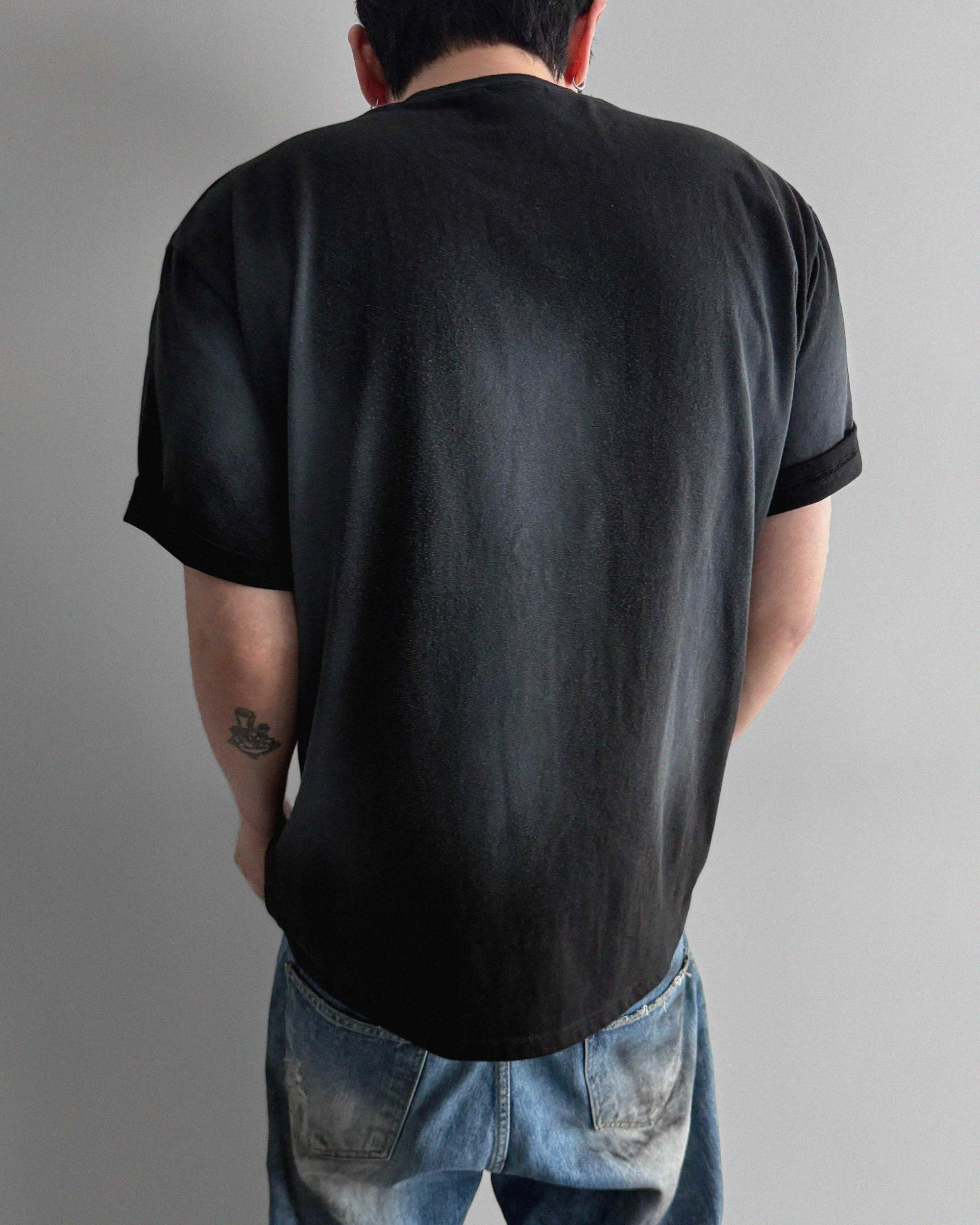 Skull dirty over half t