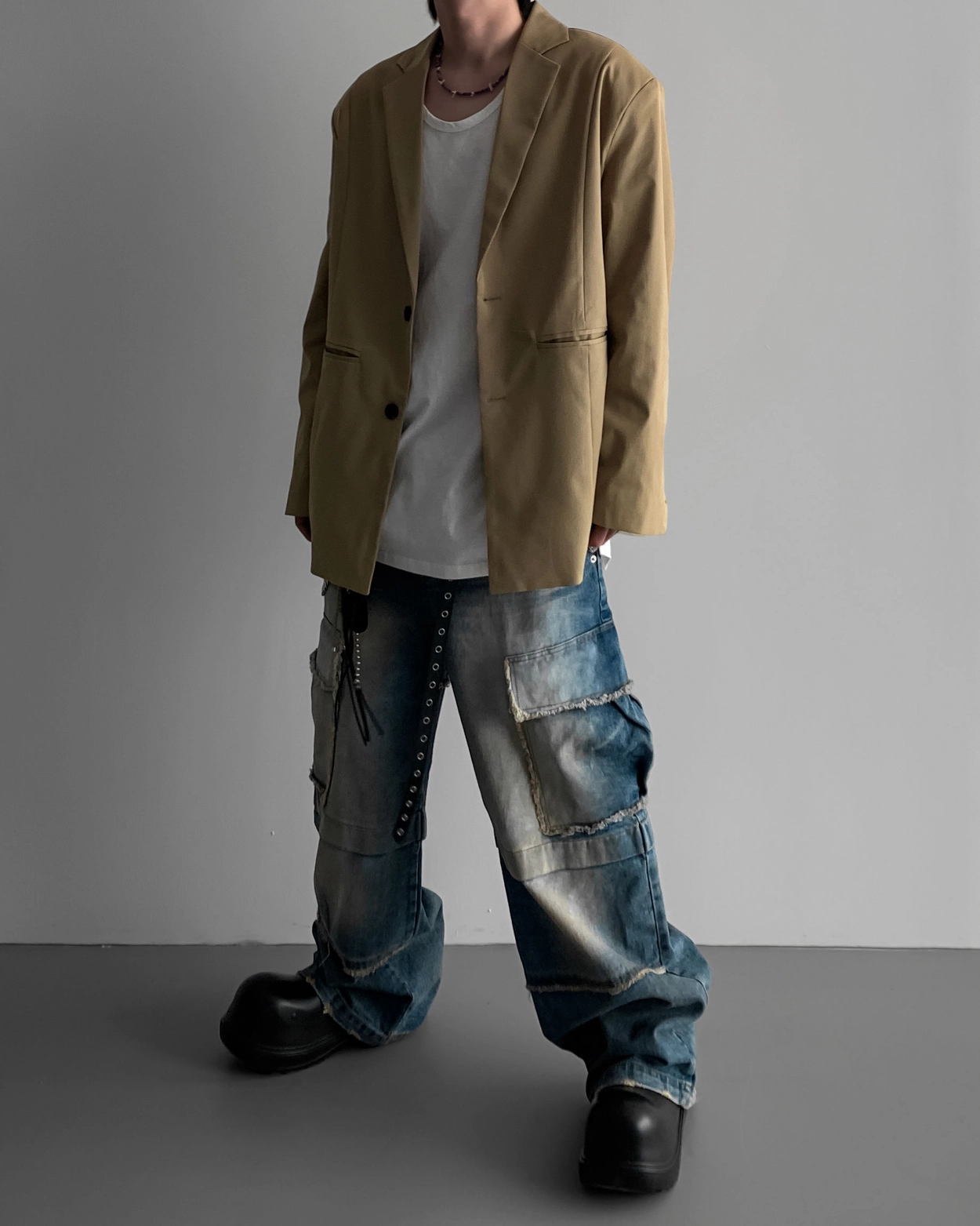 編號：1F223CFBFC208