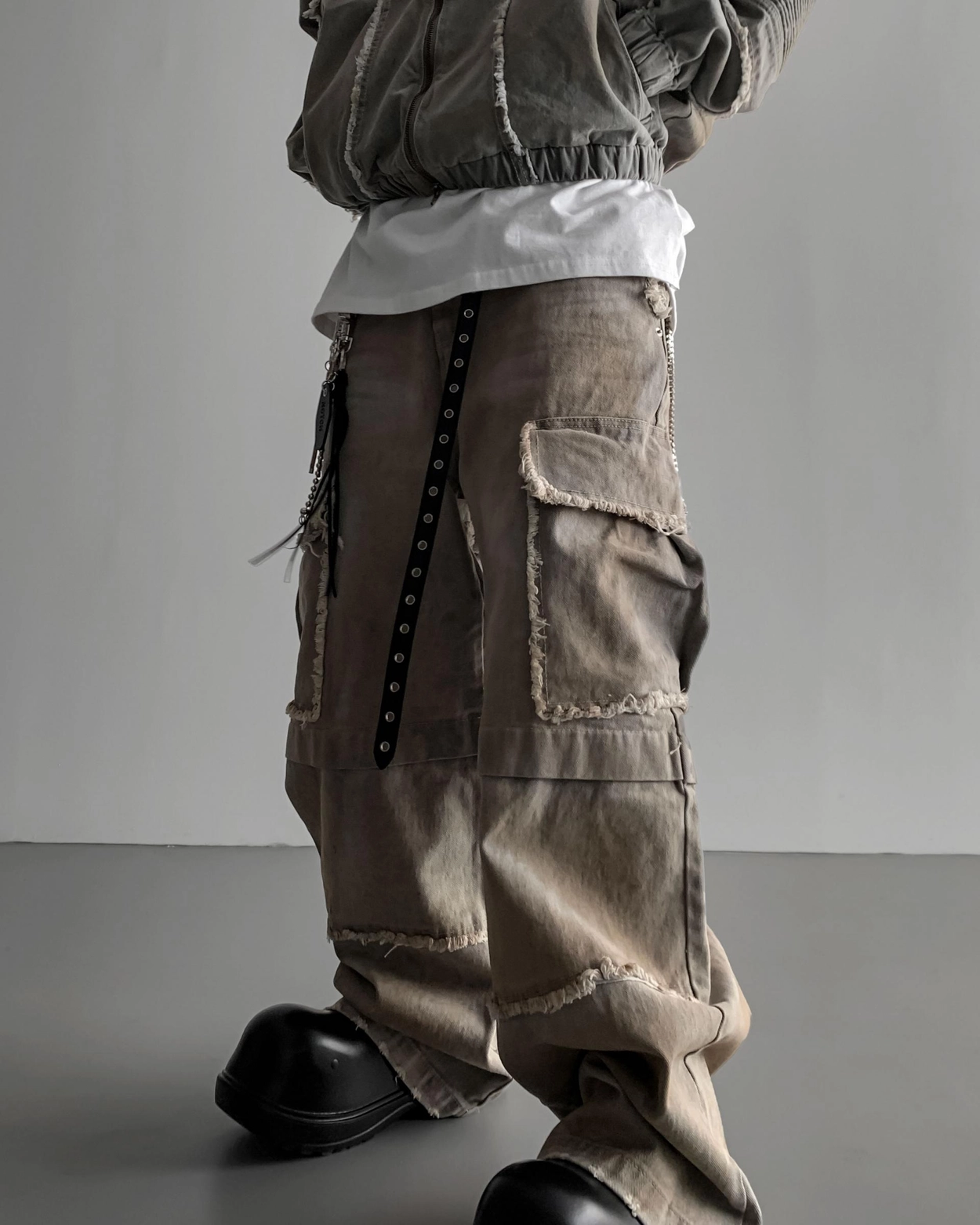 編號：3770bc896be38