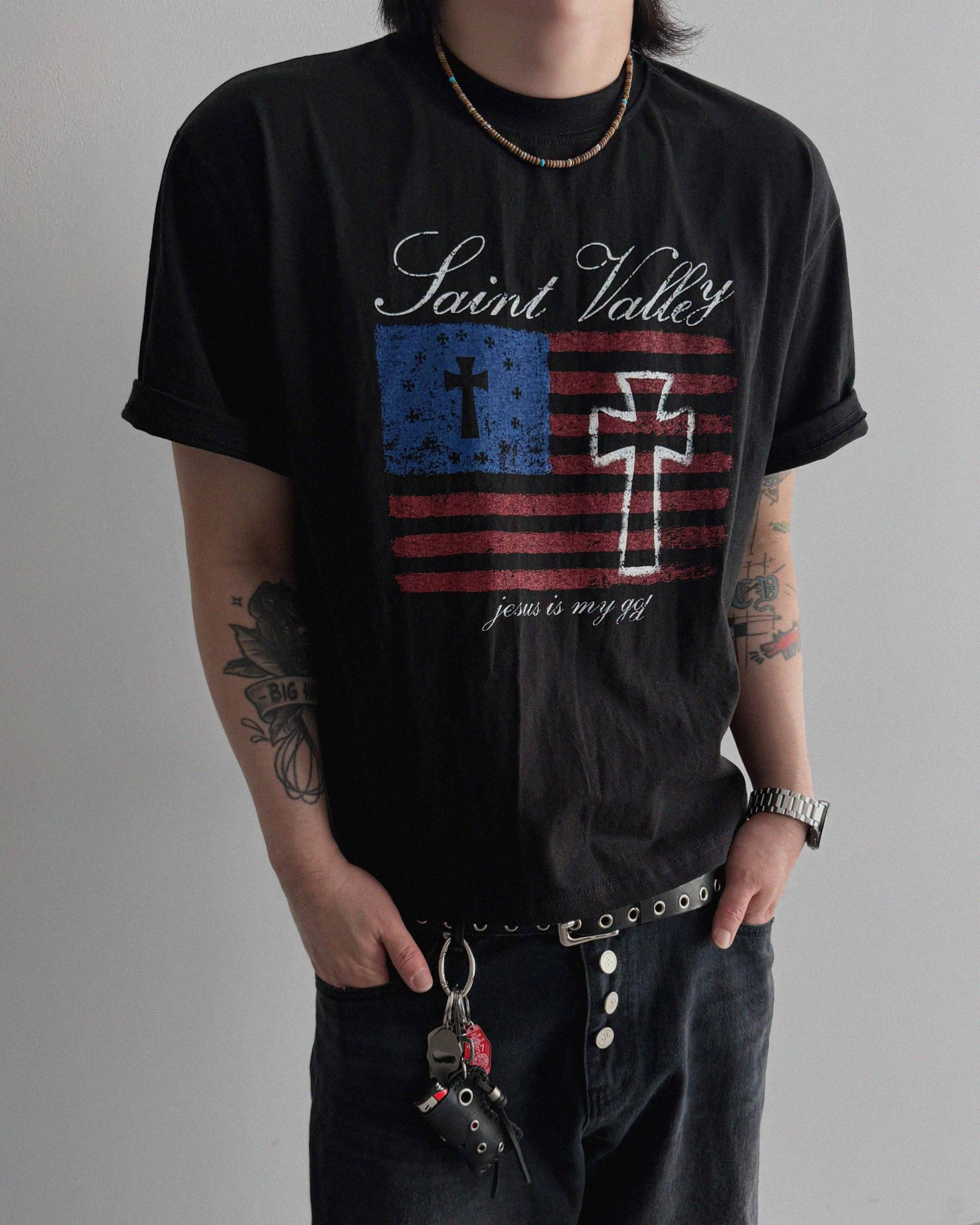 Cross and Stripes crop half t