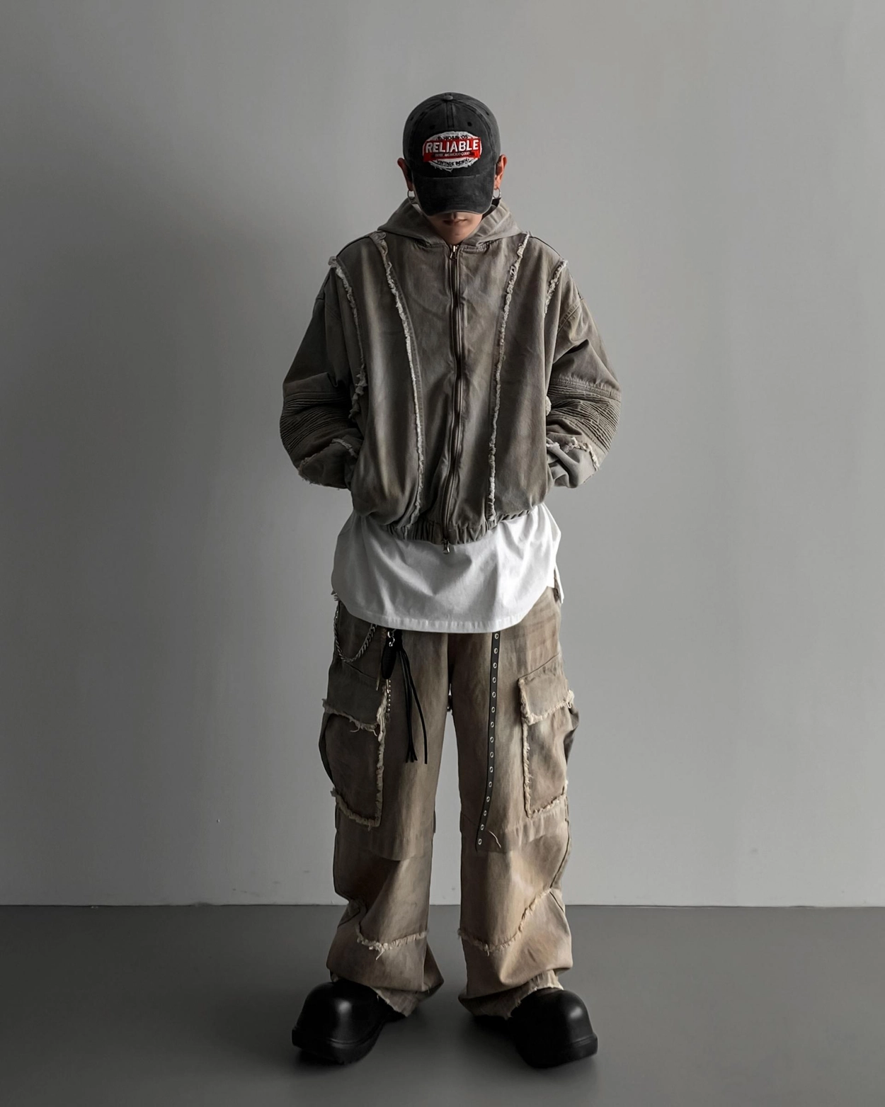 分子式：C8FBBABD32A71