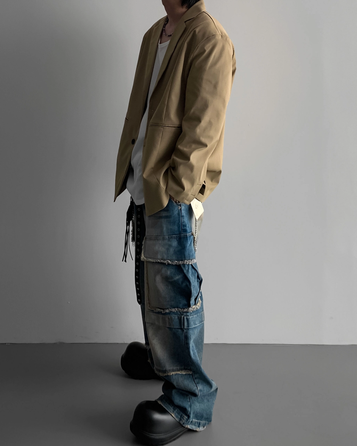 編號：E93F09B7036EA