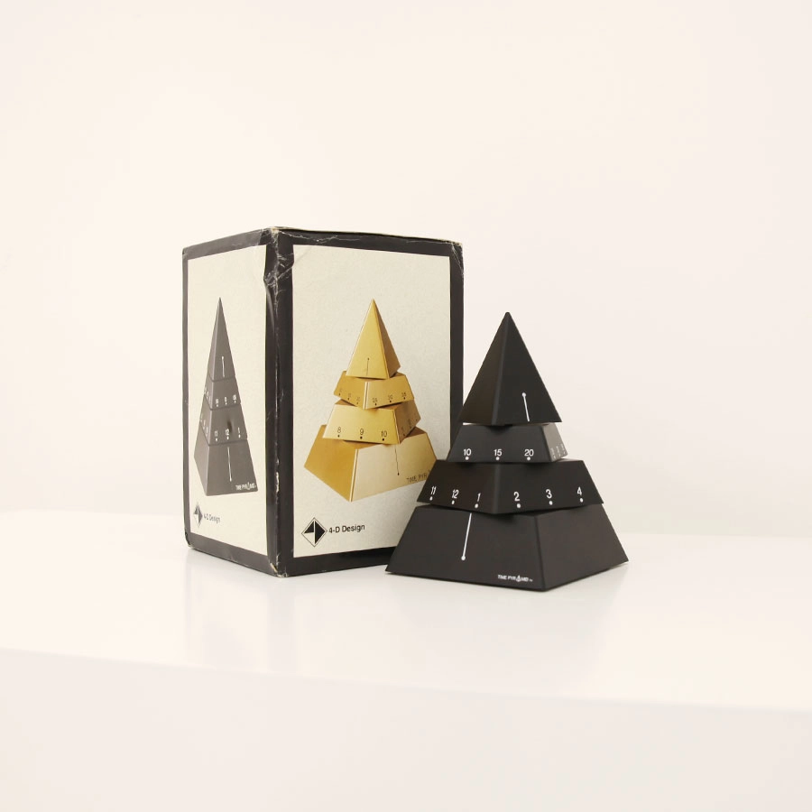 4D DESIGN original moving sculpture Time Pyramid Desk Clock (NIB