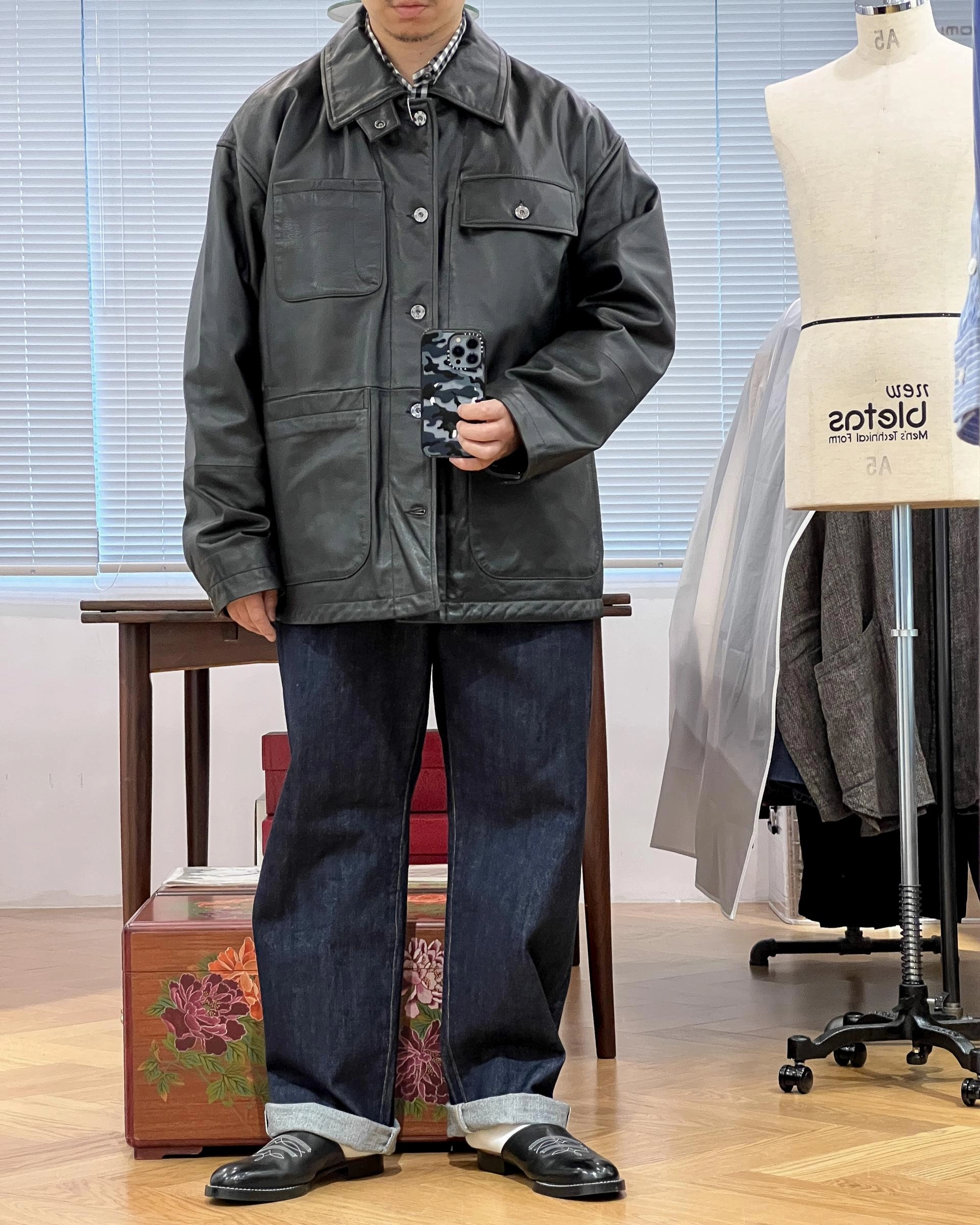 CCU [씨씨유] - Chore Jacket (Cow Skin) - Black : W2KEND SHOP(위켄드샵)