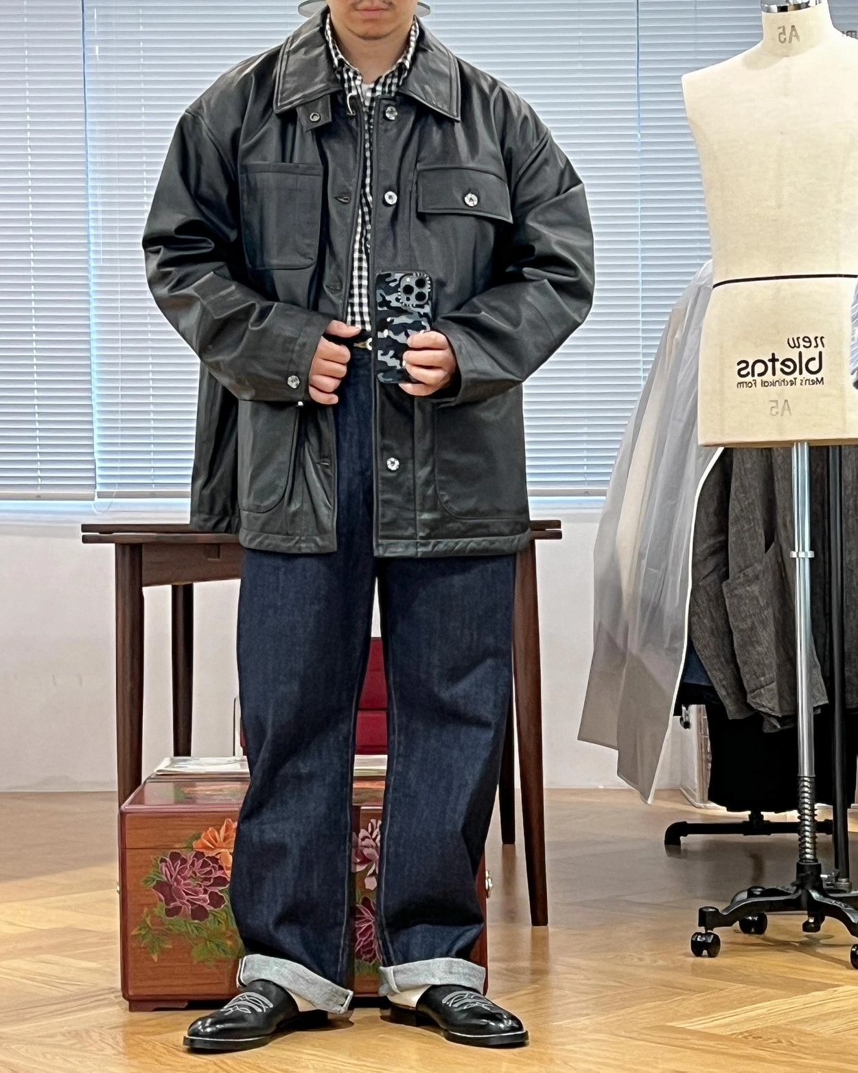 CCU [씨씨유] - Chore Jacket (Cow Skin) - Black : W2KEND SHOP(위켄드샵)