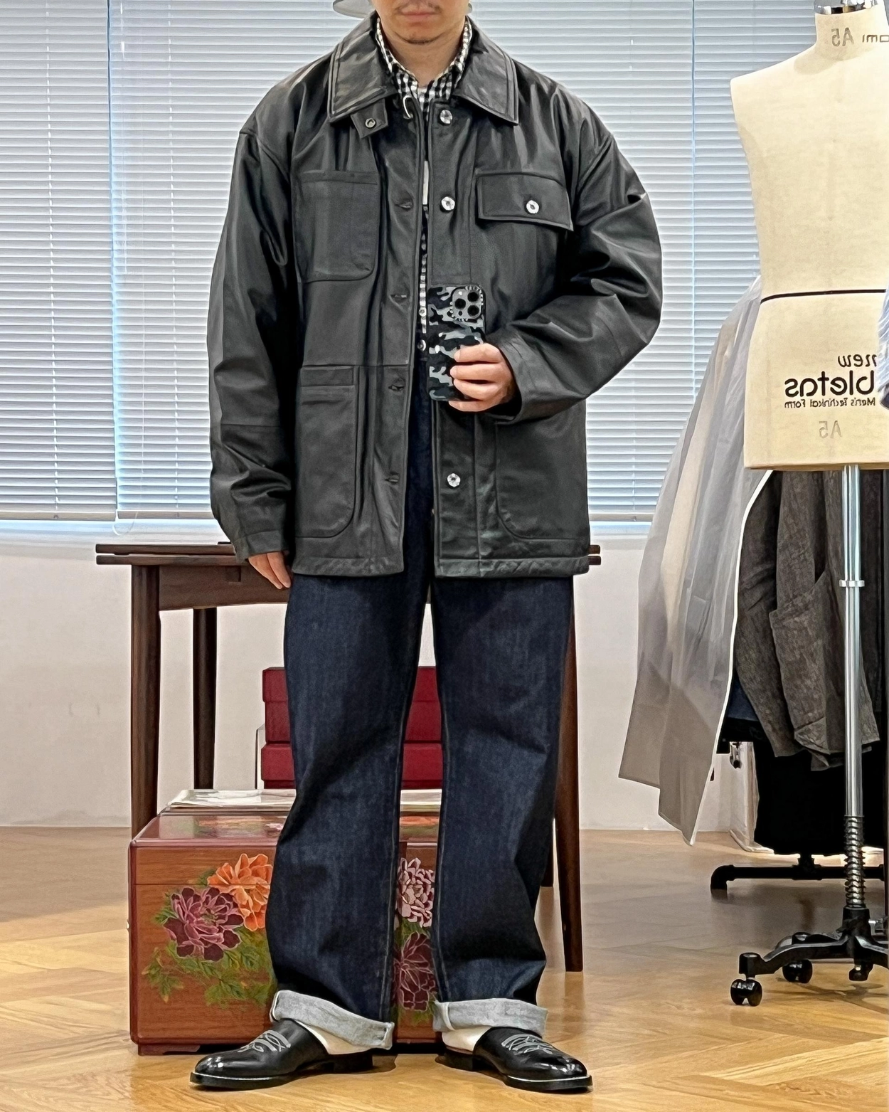 CCU [씨씨유] - Chore Jacket (Cow Skin) - Black : W2KEND SHOP(위켄드샵)