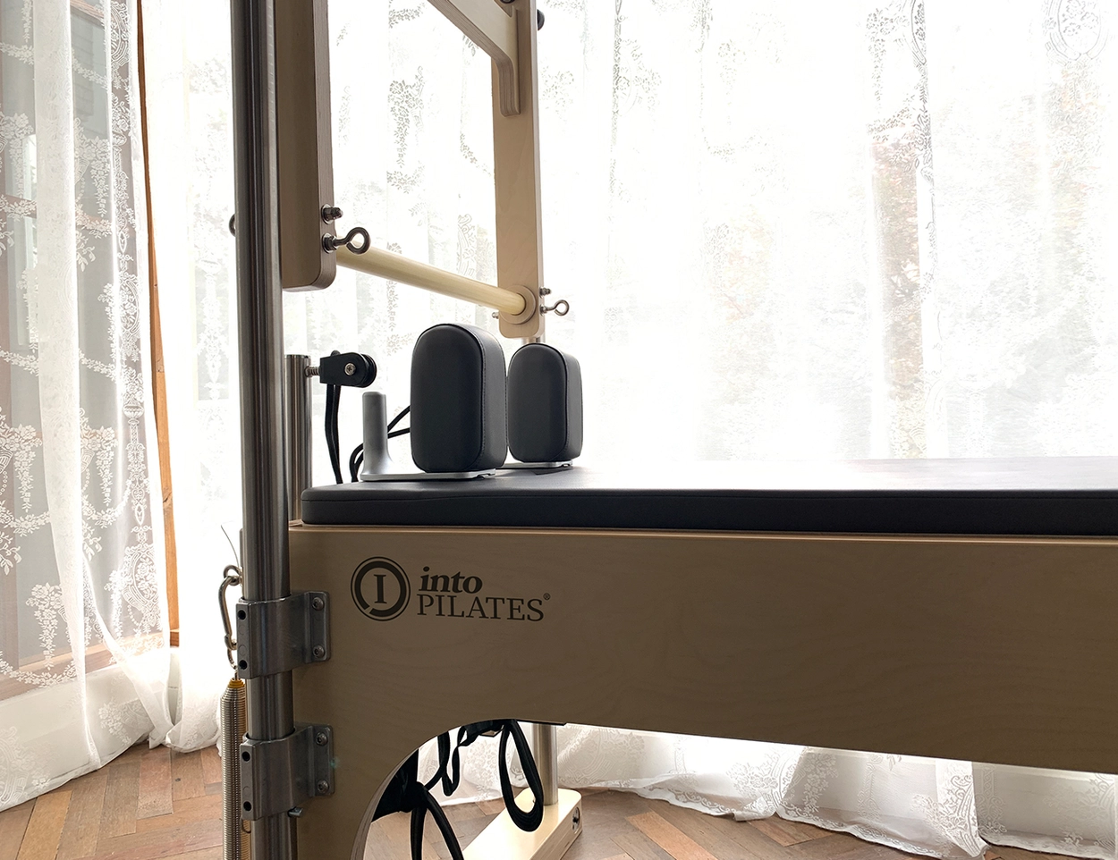 キャフォーマー : intopilates