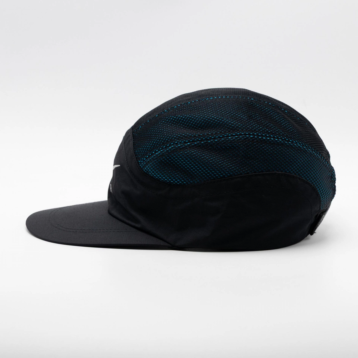 SUPREME NIKE TRAIL RUNNING HAT 17FW : Paramade Pickers (파라메이드