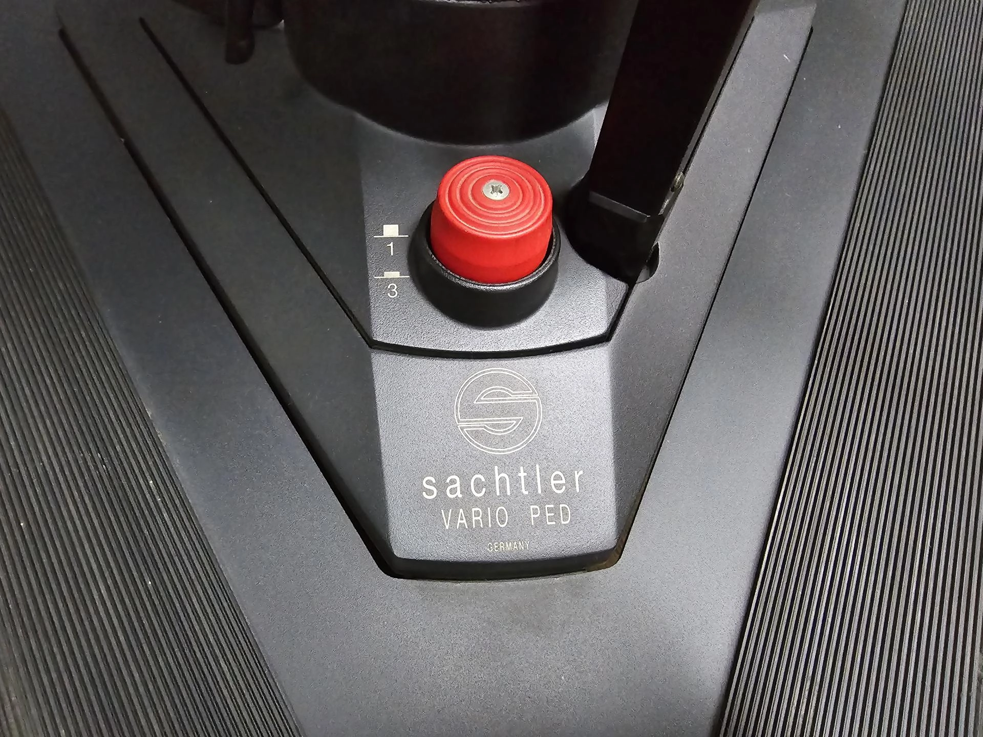Sachtler Standard Camera Pedestal Video 90 FB : 브로드캐스트몰