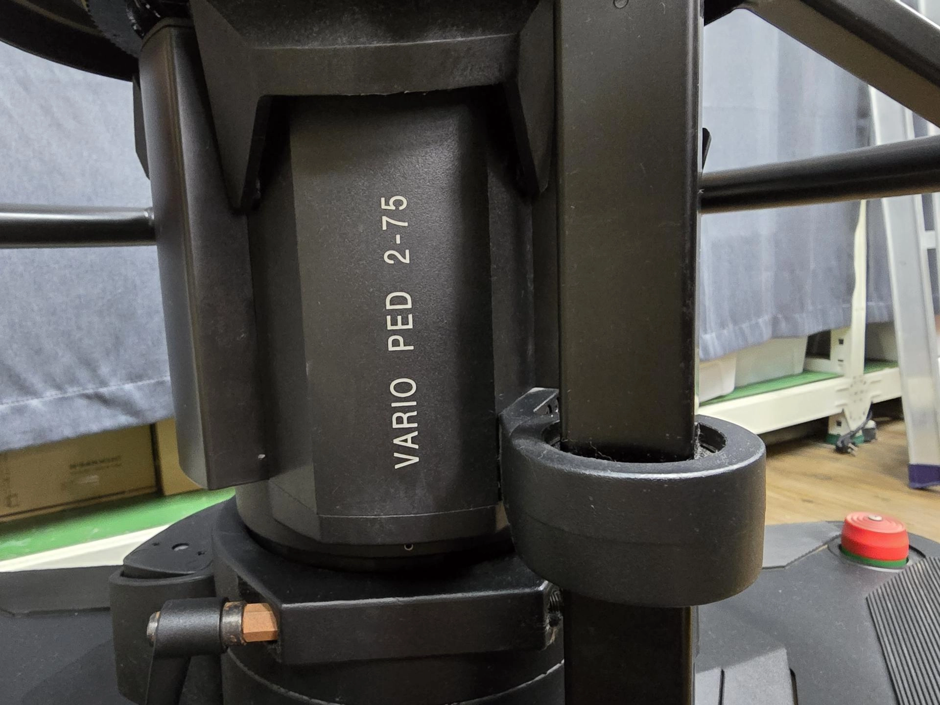 Sachtler Standard Camera Pedestal Video 90 FB : 브로드캐스트몰
