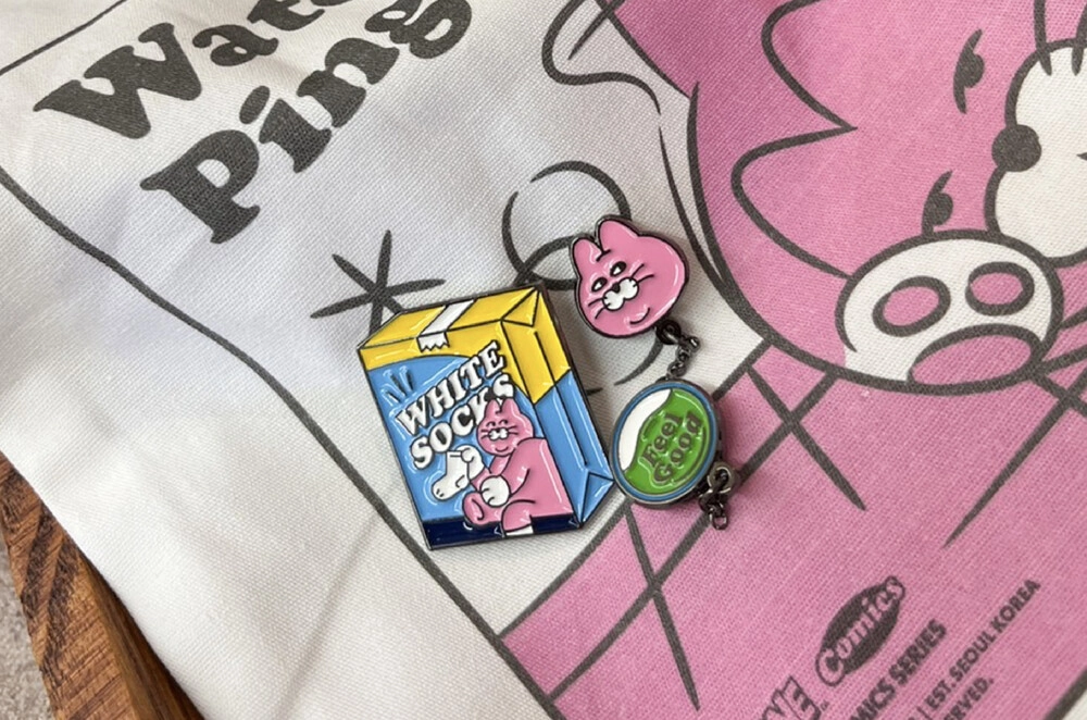 ZIZONE PIN BADGE SET (WORKAHOLIC Z.Z) : ORIGIN STORE