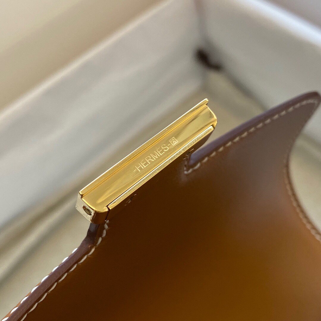 에르메스 콘스탄스 14 Gold (Epsom)