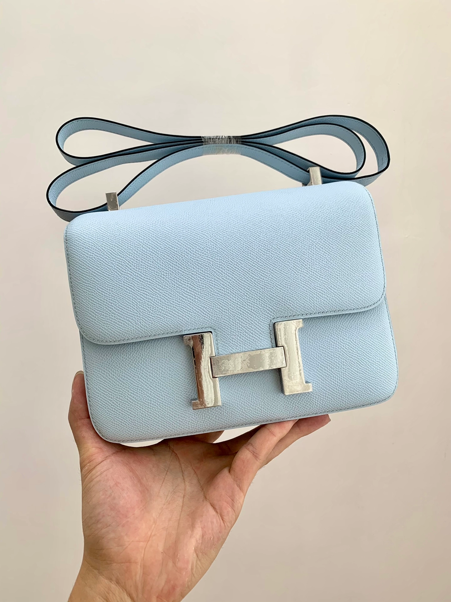 에르메스 콘스탄스 24 Blue brume (Epsom)
