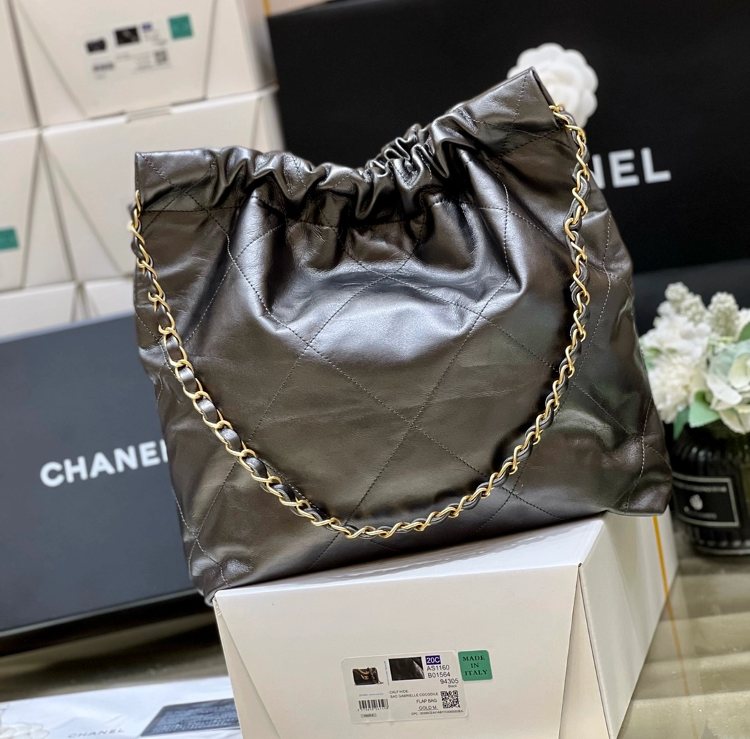 샤넬 22백 스몰 블랙 골드