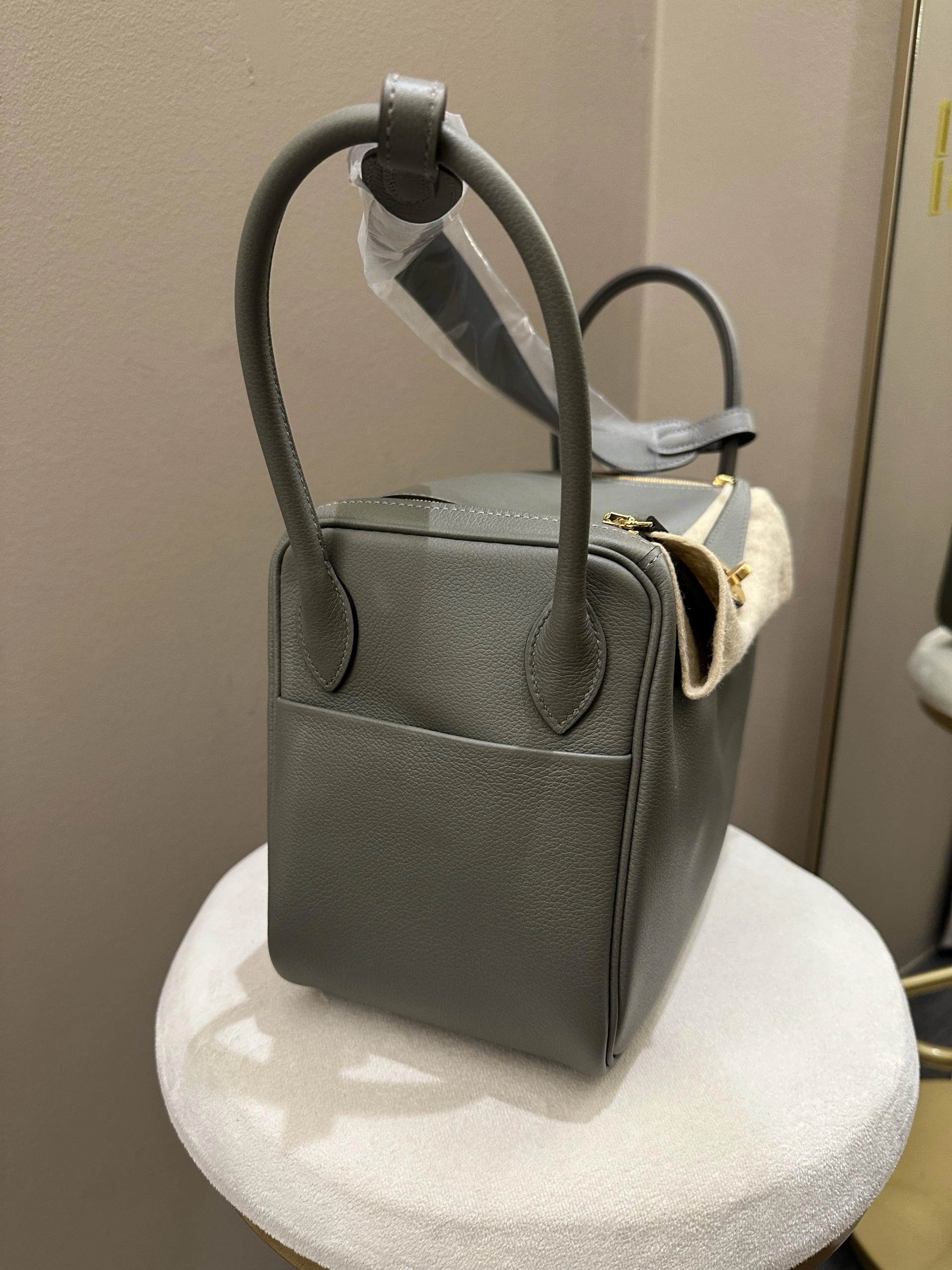 에르메스 린디 26 Gris meyer (Clemence)