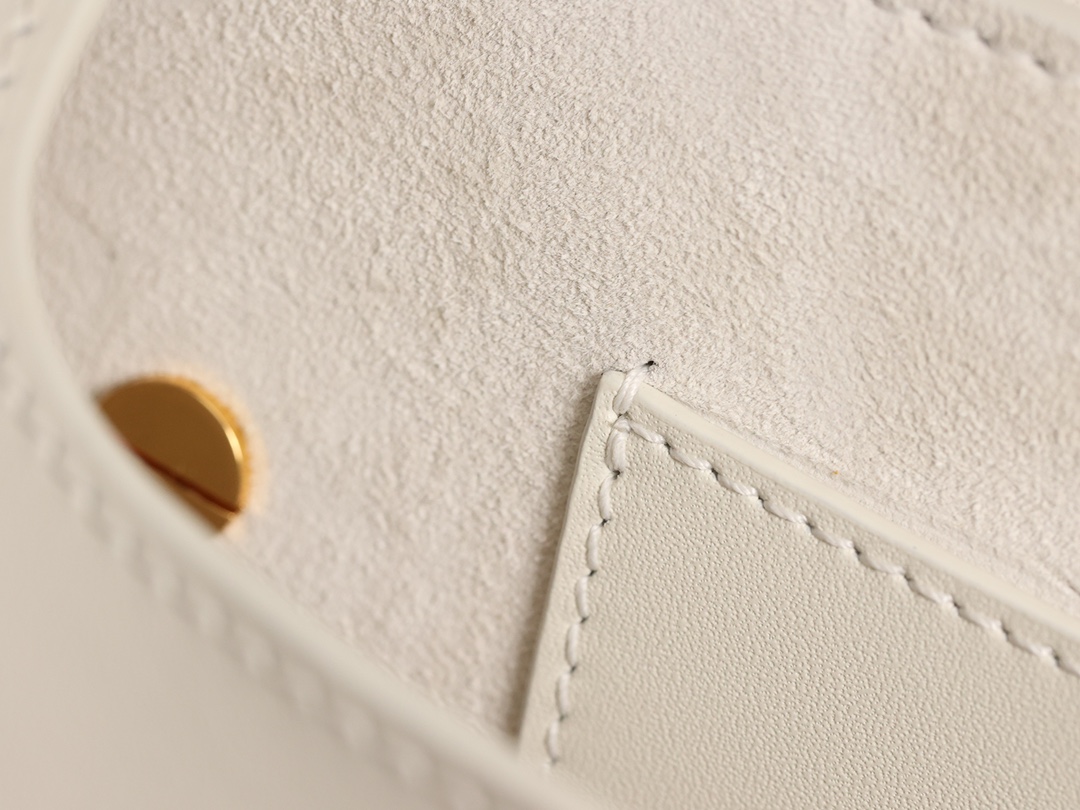 디올 라떼 복스 이스트웨스트 바비백-레플리카/엑스피어