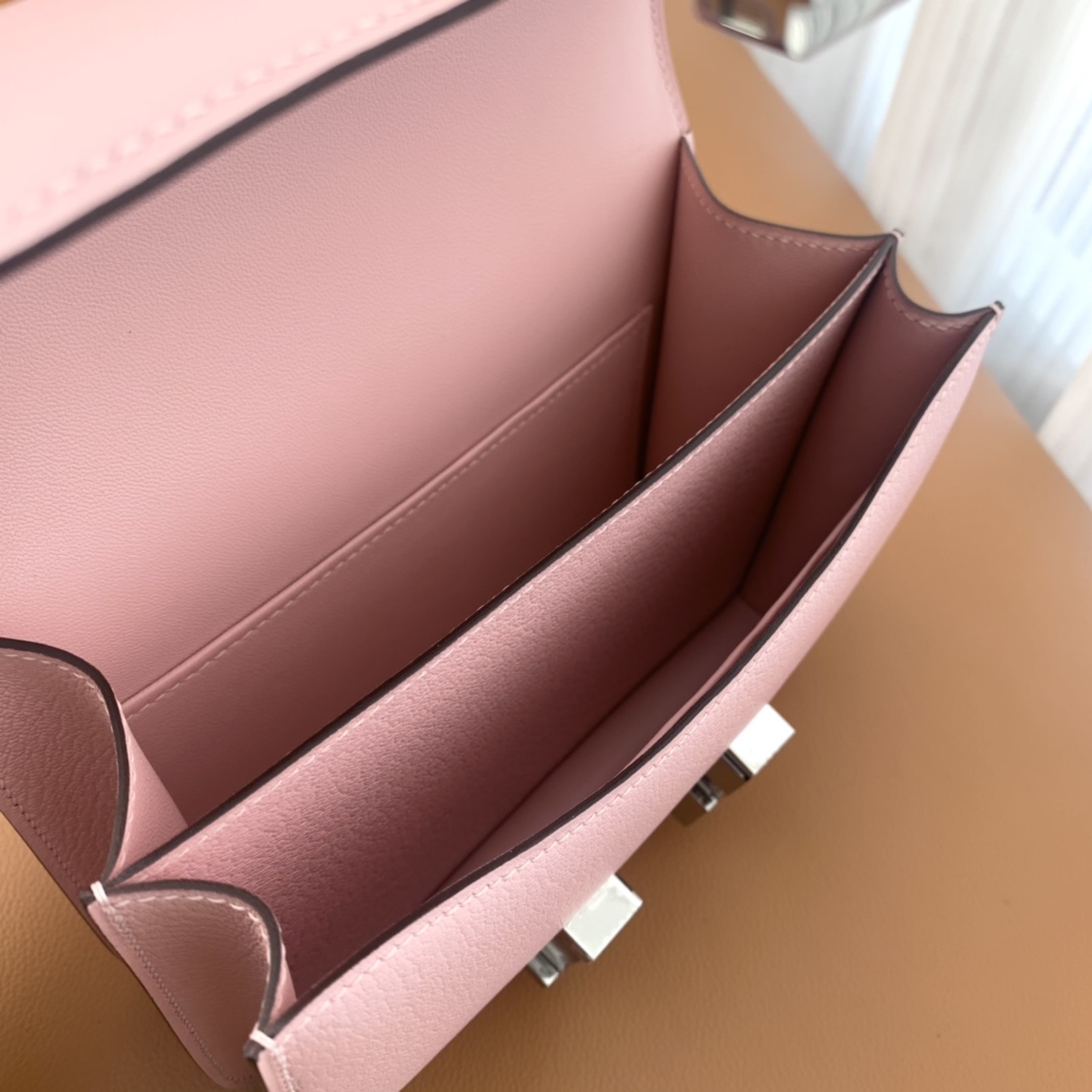 에르메스 콘스탄스 18 Rose sakura (Epsom)