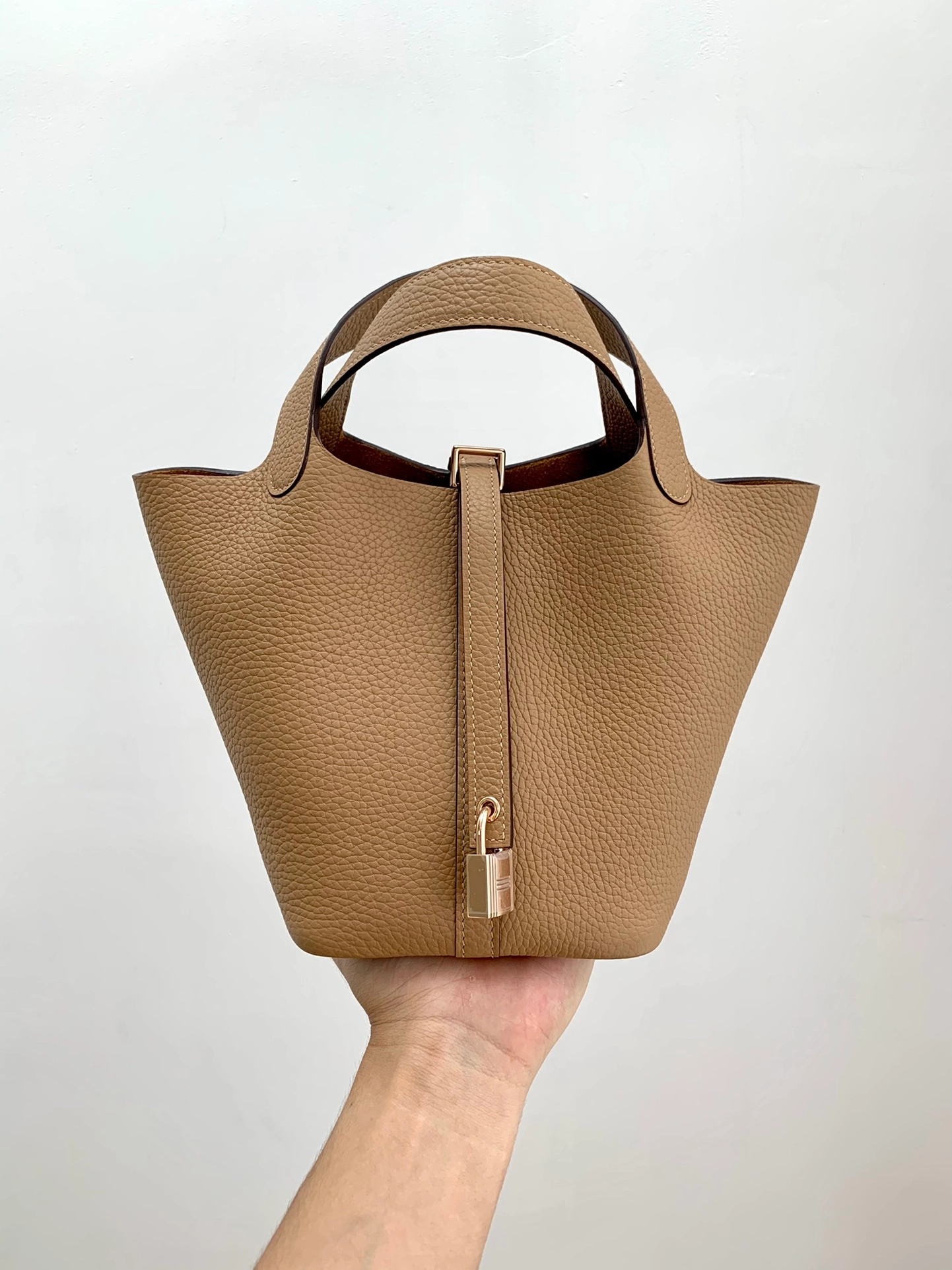 에르메스 피코탄 PM Chai (Clemence)
