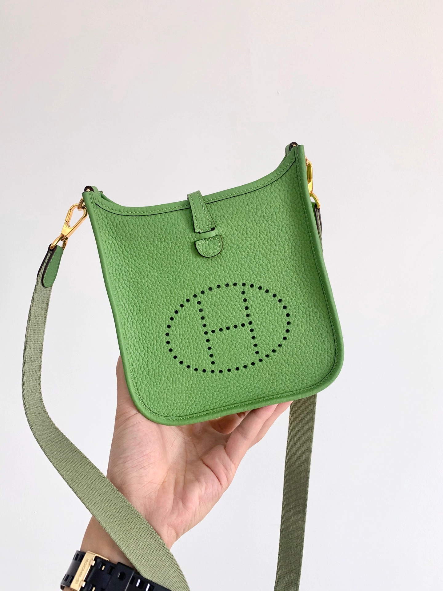 에르메스 에블린 TPM Apple green (Clemence)