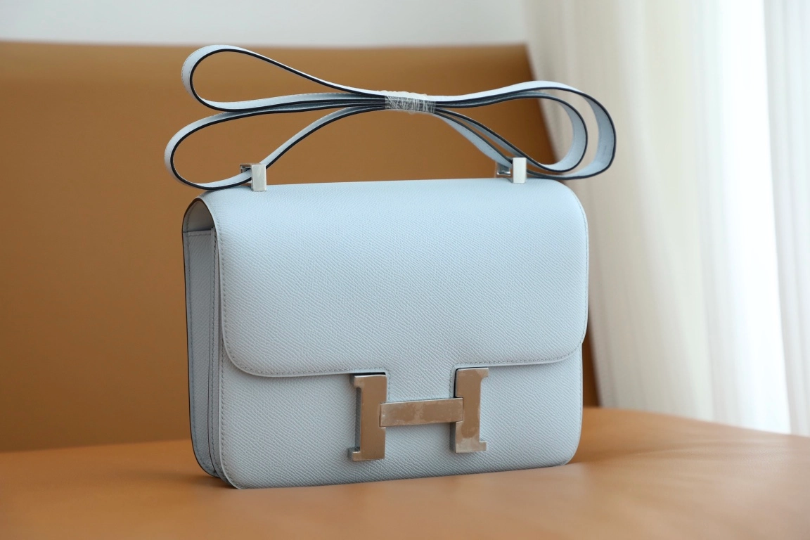 에르메스 콘스탄스 24 Blue brume (Epsom)