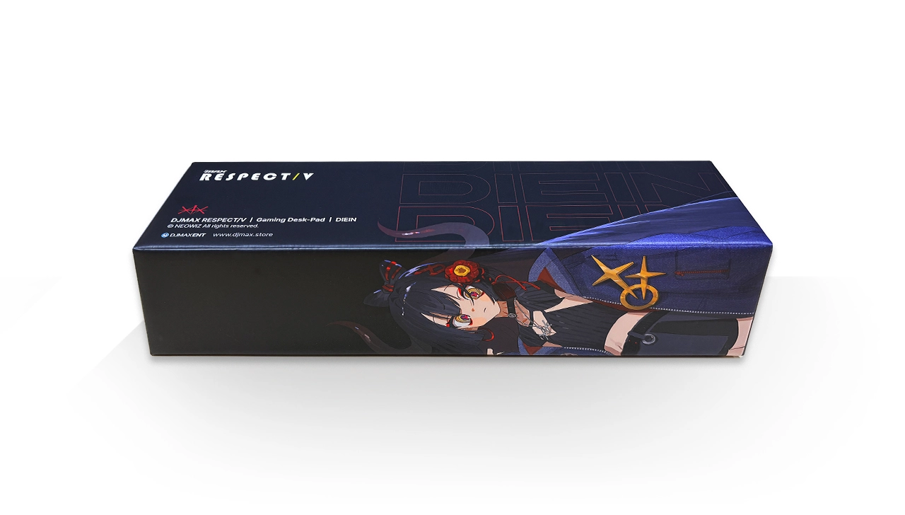 DJMAX アーティスト・ダインのキャラクター デスクマット : DJMAX