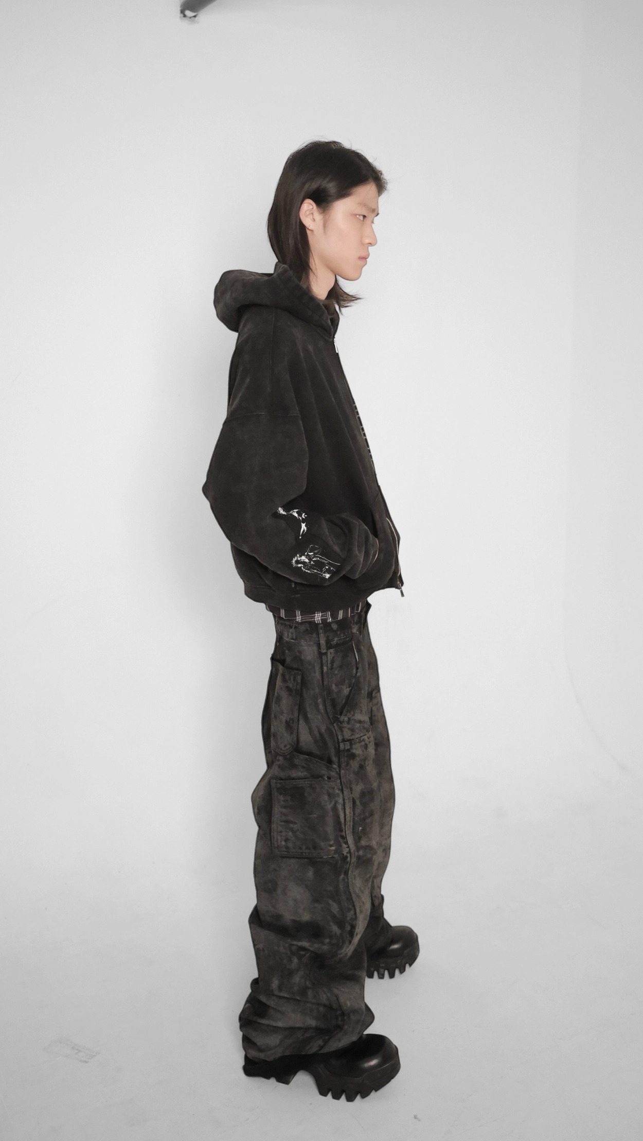 Smoke washed patch zip hoodie - black : EMOstanceclub