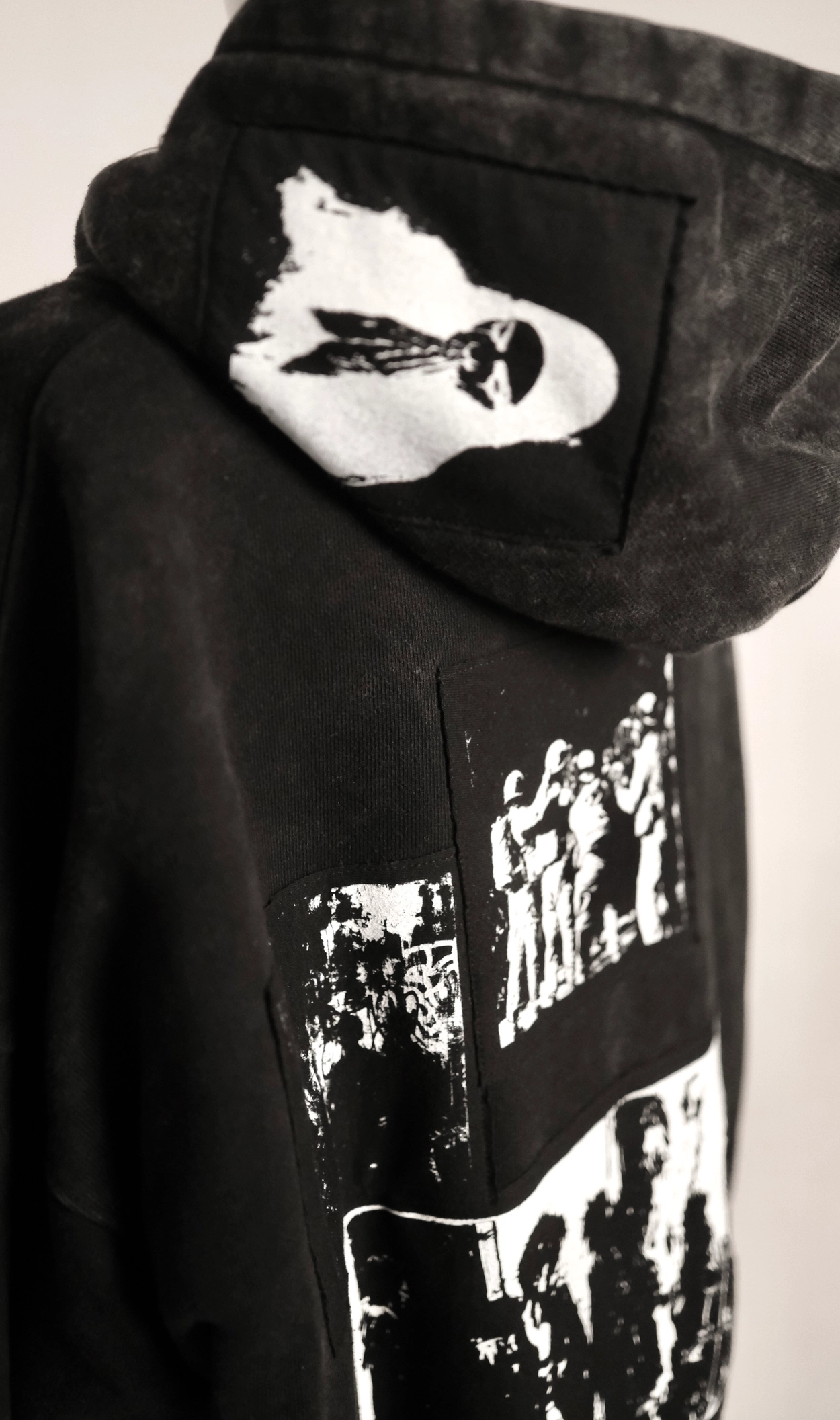 トップス EMOstanceclub Washed patch zip hoodie Washed Vienna horse patch zip hoodie - navy : EMOstanceclub