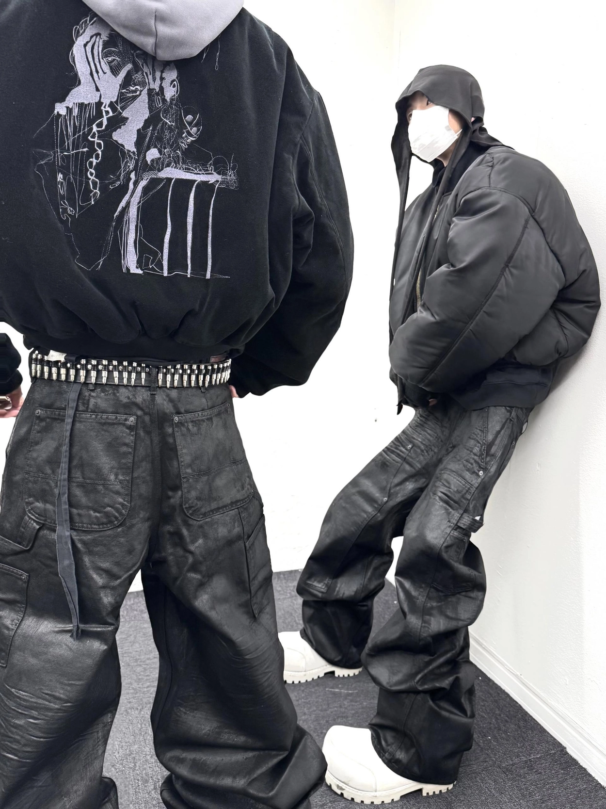 【EMOstanceclub】COATED CARPENTER WIDE BAGGY JEANS / BLK Blur coated wide baggy carpenter jeans - black : EMOstanceclub