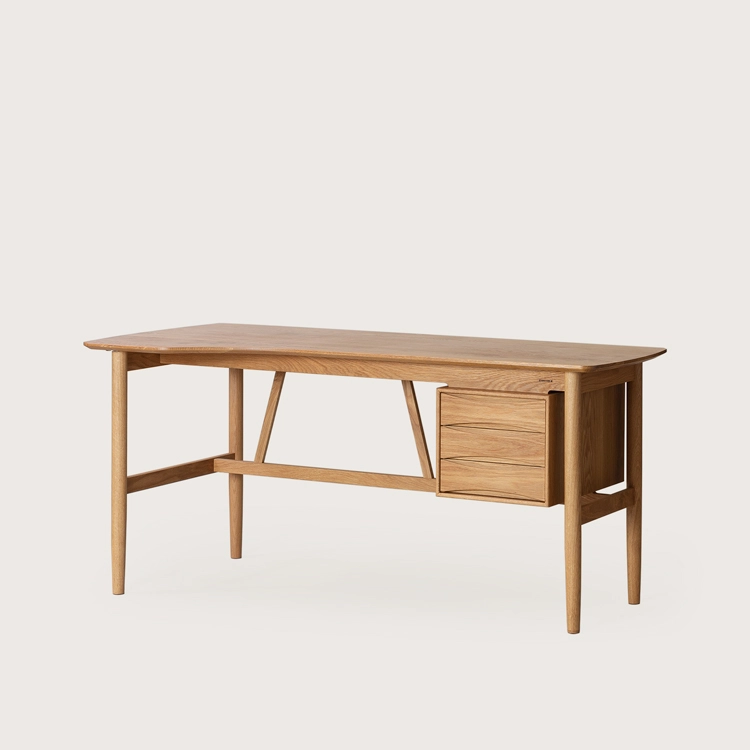 Desk 05