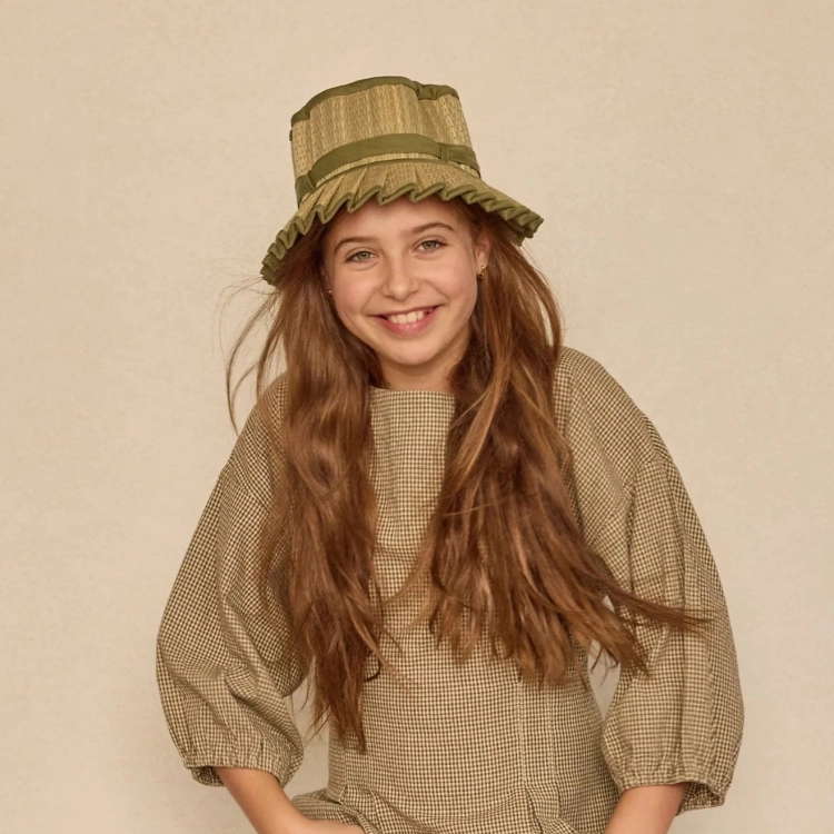 CHILD - Lorna Murray