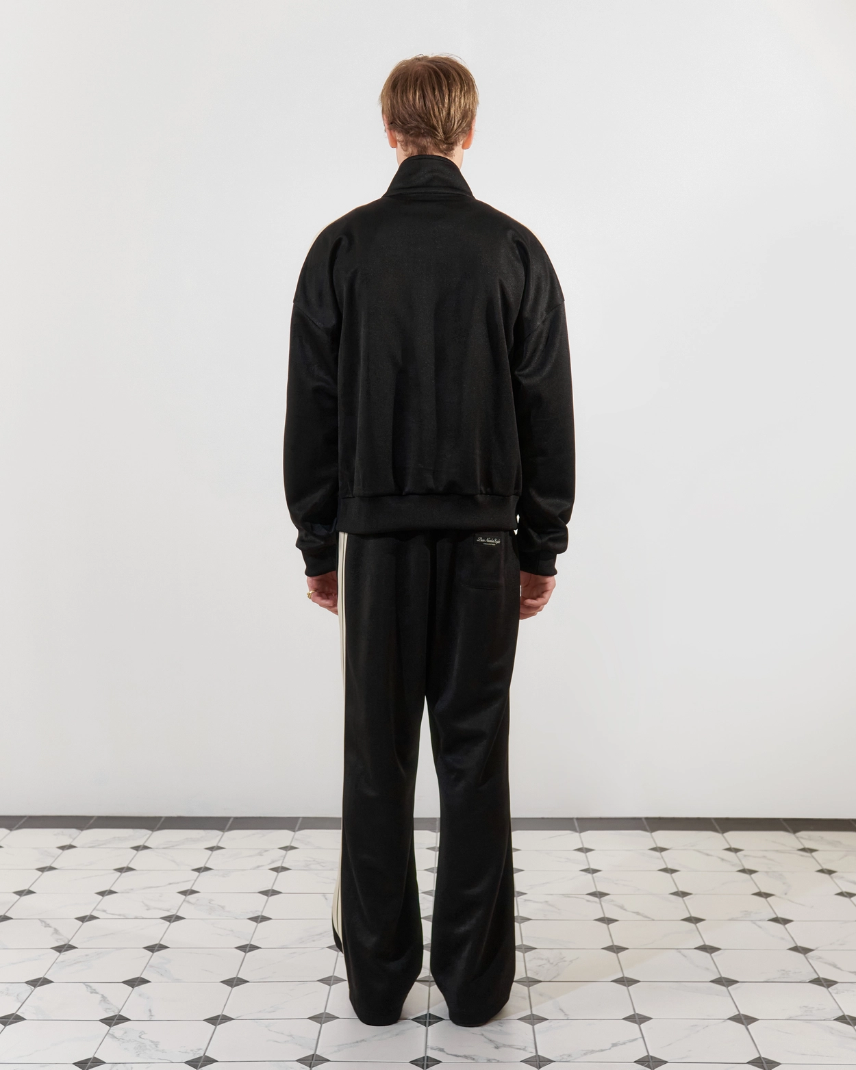 CLASSIC TRACK PANT (BLACK) : POSE NUMBER EIGHT | 포즈넘버에잇