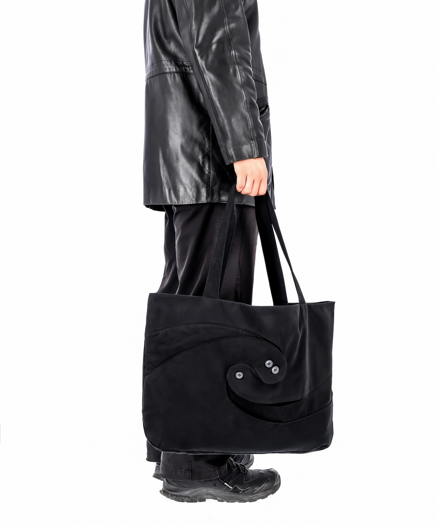 051-Spiral Tote Bag Black : THEY CALL ME 데이 콜 미