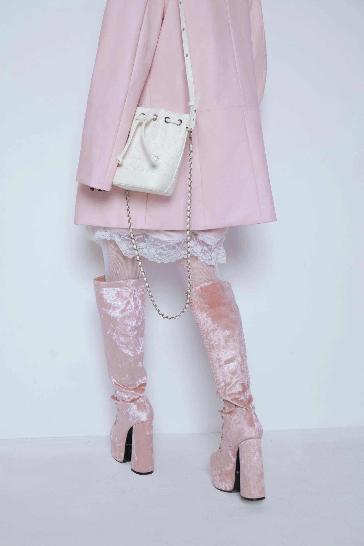 heart bucket bag : idang club