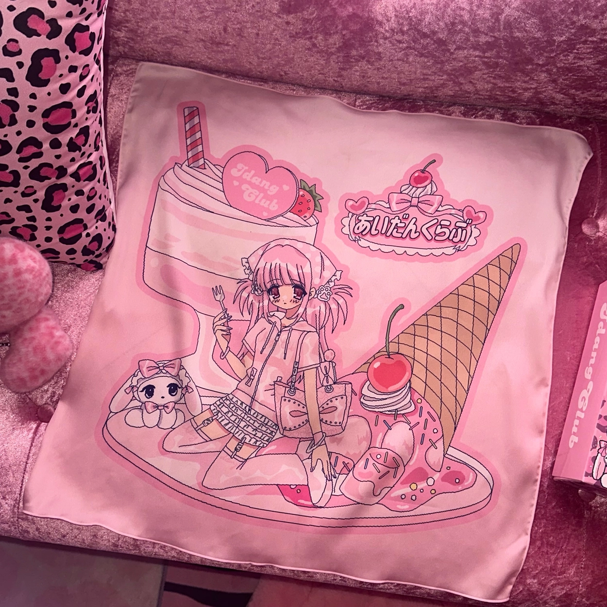 文房具・ステーショナリー idang club milkyheart circle rug idang club